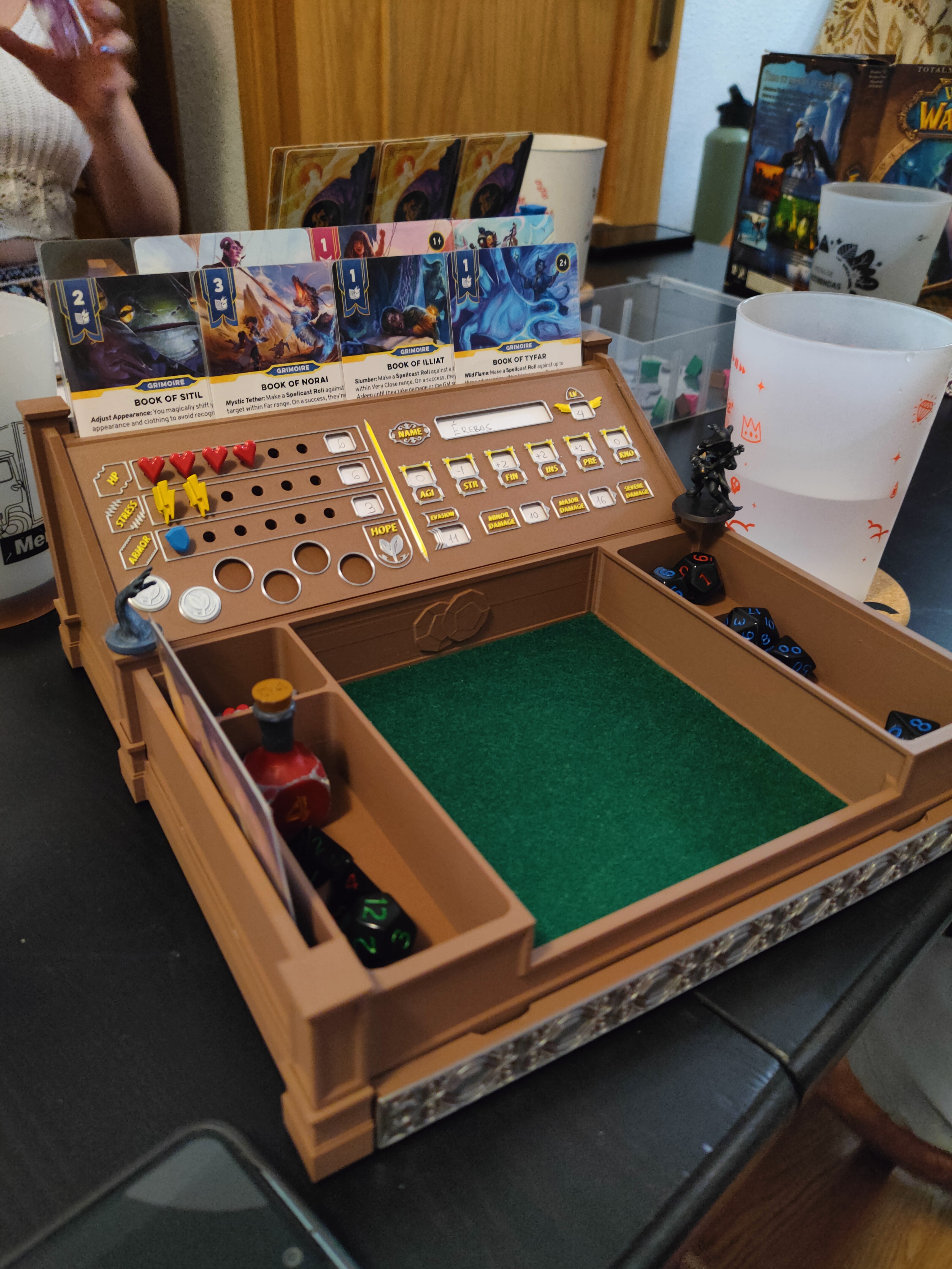 Player Tracker Board compatible with Daggerheart